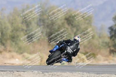 media/Oct-04-2025-CVMA (Sat) [[408bcdd6e4]]/Race 13-Amateur Supersport Open/